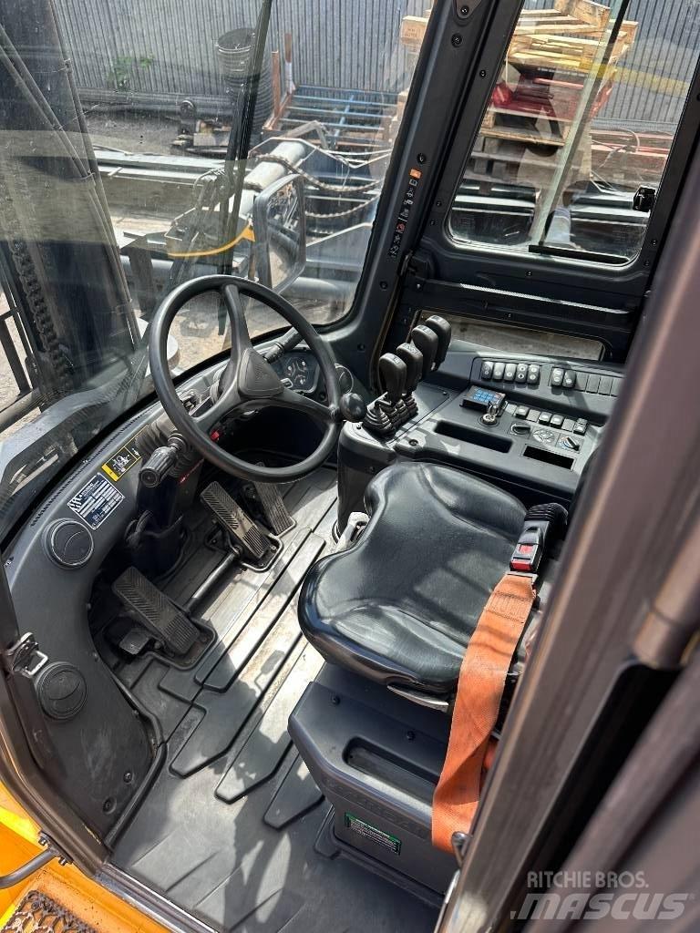 Hyundai 70 D-9 Wózki Diesla