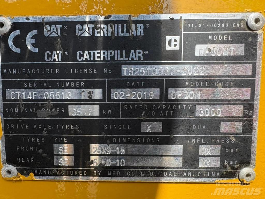 CAT DP30NT Wózki Diesla