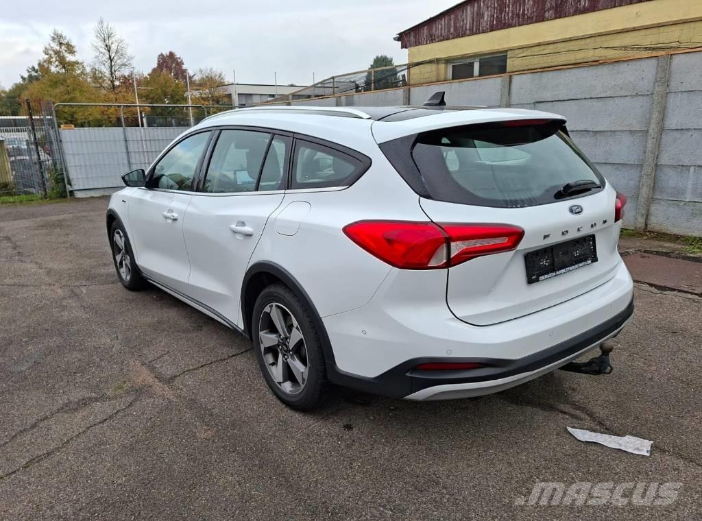 Ford Focus Samochody osobowe