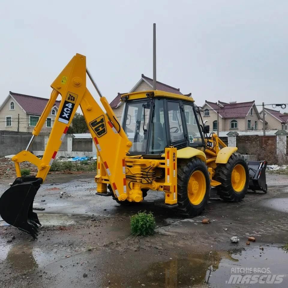 JCB 4CX Koparko-ładowarki