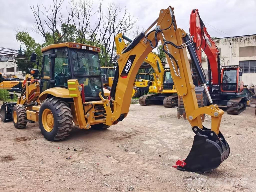 CAT 420 F Koparko-ładowarki