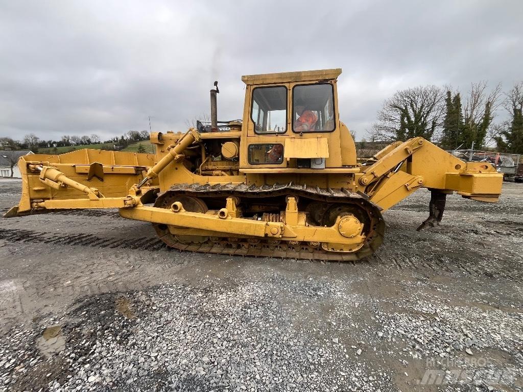CAT D 7 Spycharki gąsienicowe