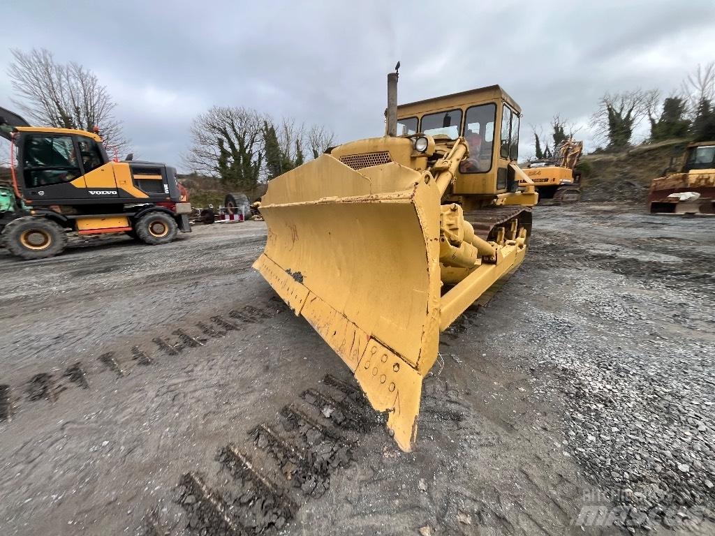 CAT D 7 Spycharki gąsienicowe
