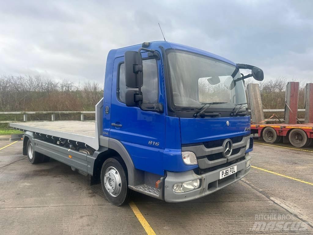 Mercedes-Benz 814 Ciężarówki typu Platforma / Skrzynia