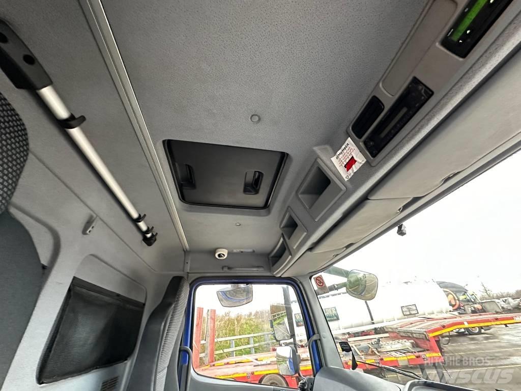 Mercedes-Benz 814 Ciężarówki typu Platforma / Skrzynia