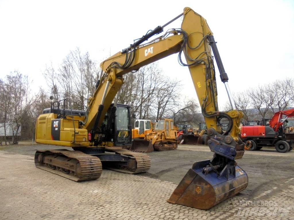CAT 326 F LN Koparki gąsienicowe