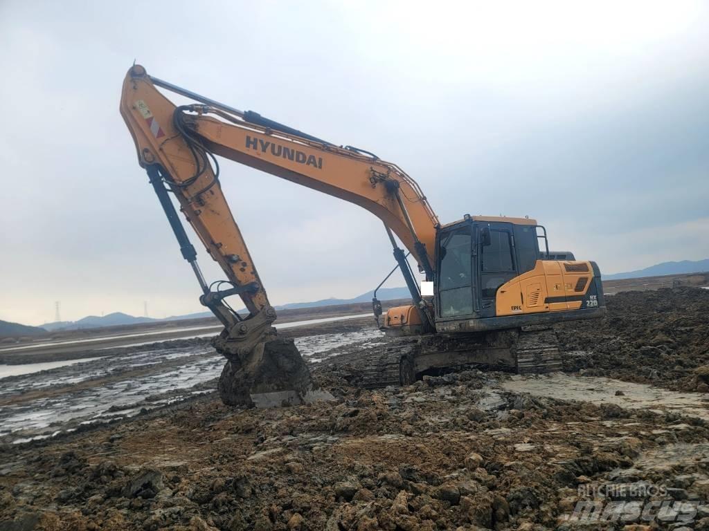 Hyundai HX 220 Koparki gąsienicowe