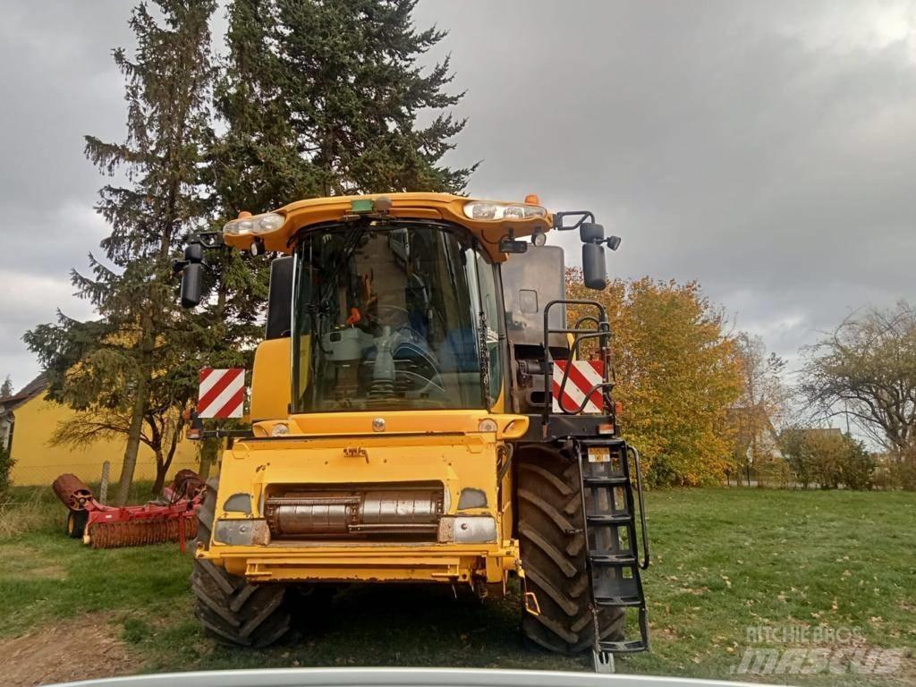 New Holland CR 9080 Kombajny zbożowe