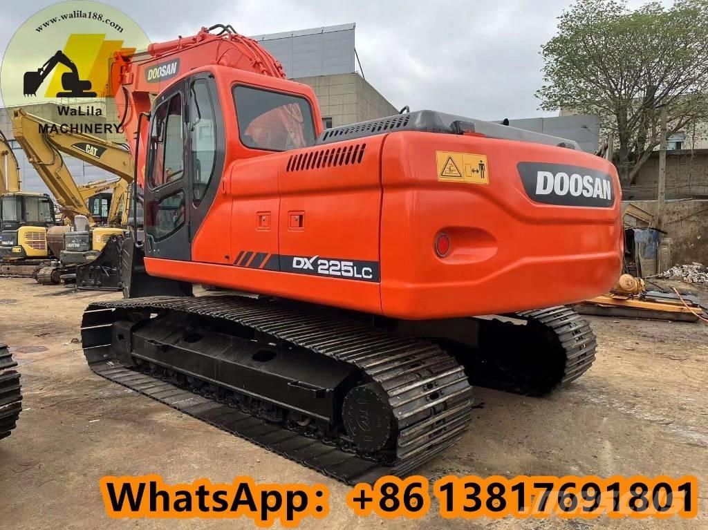Doosan DX 225 LCA Koparki gąsienicowe