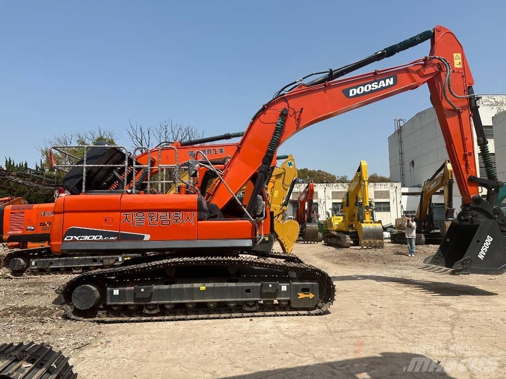 Doosan DX 300 Midikoparki  7t - 12t