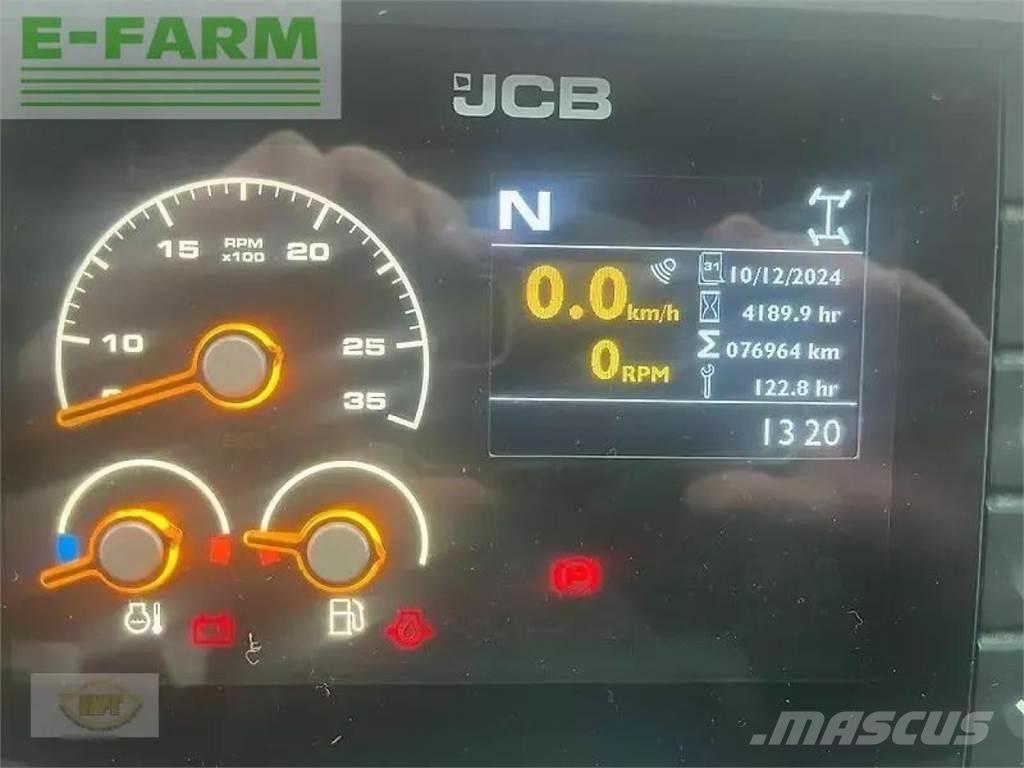 JCB fastrac 4220 Ciągniki rolnicze