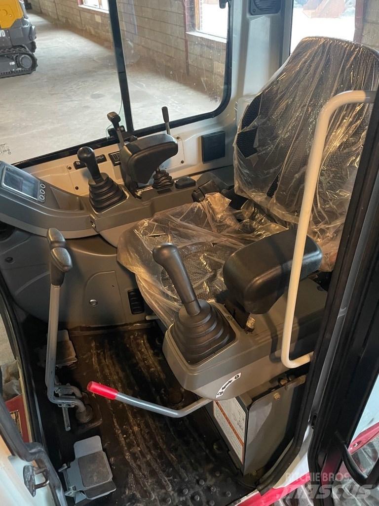 Takeuchi TB216 Minikoparki
