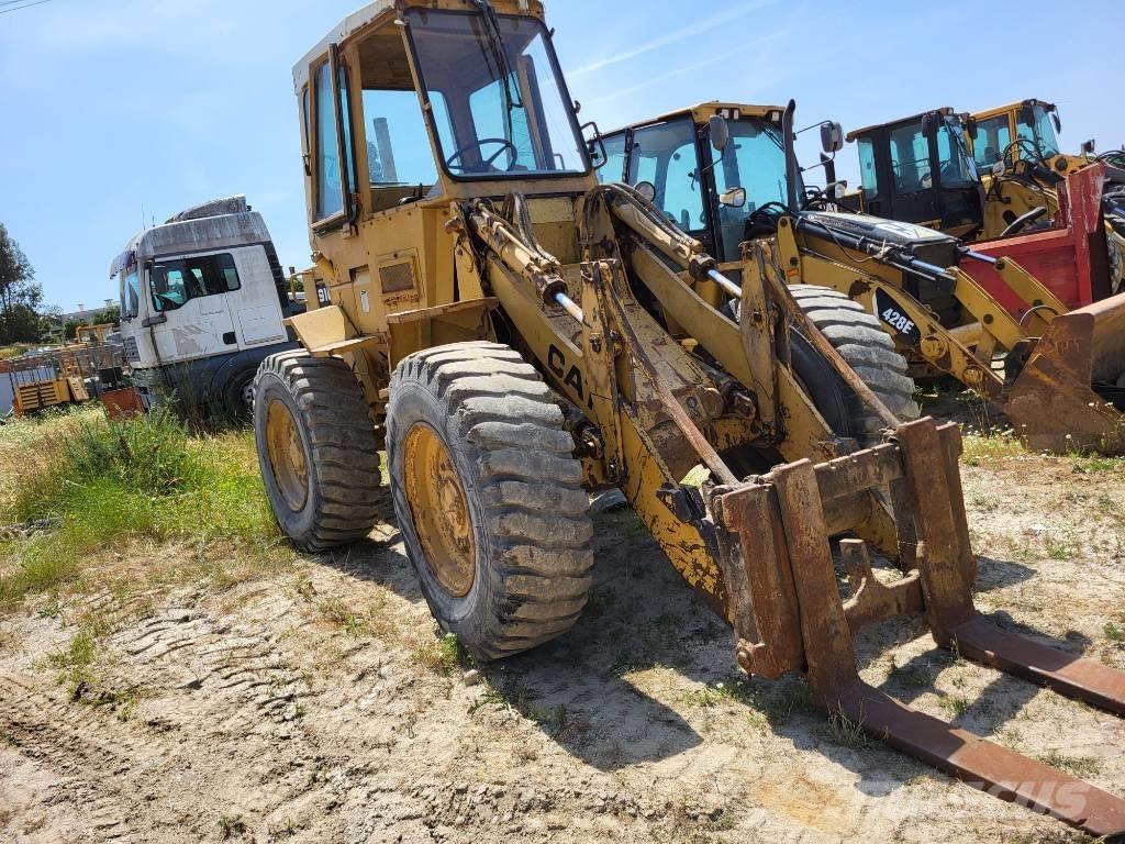 CAT 910 Ładowarki kołowe