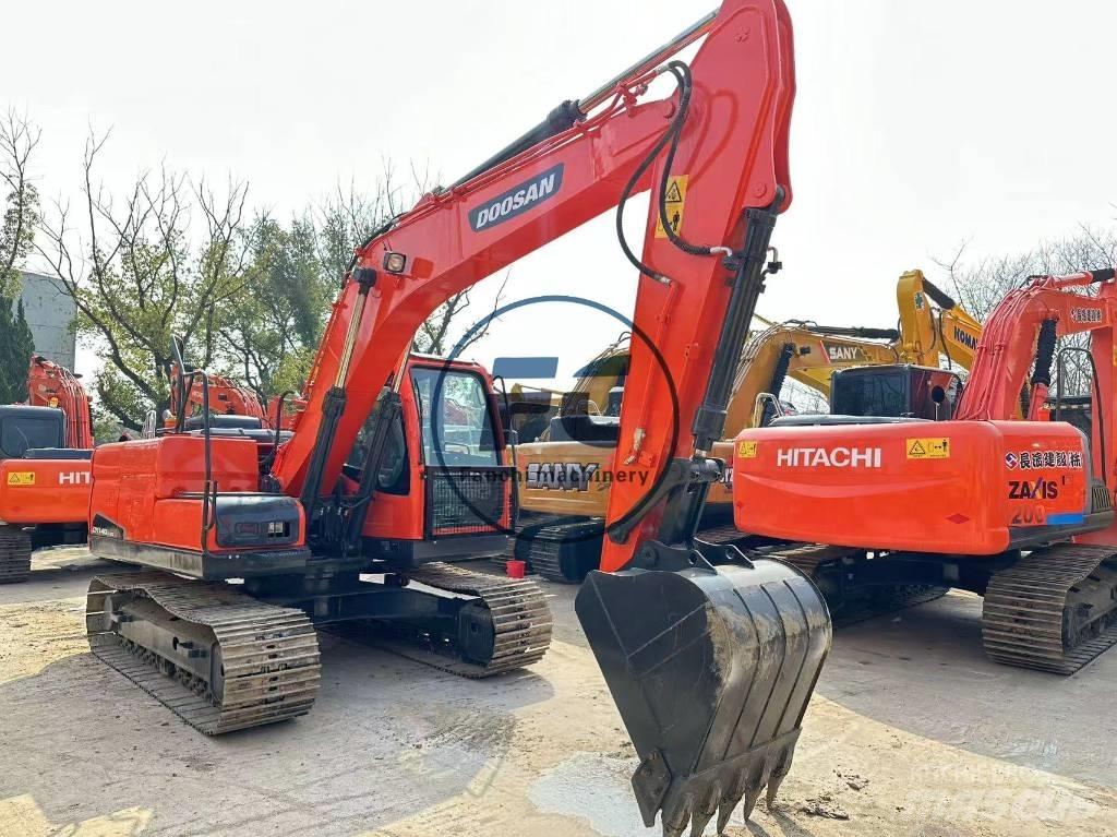 Doosan DX 140 Koparki gąsienicowe