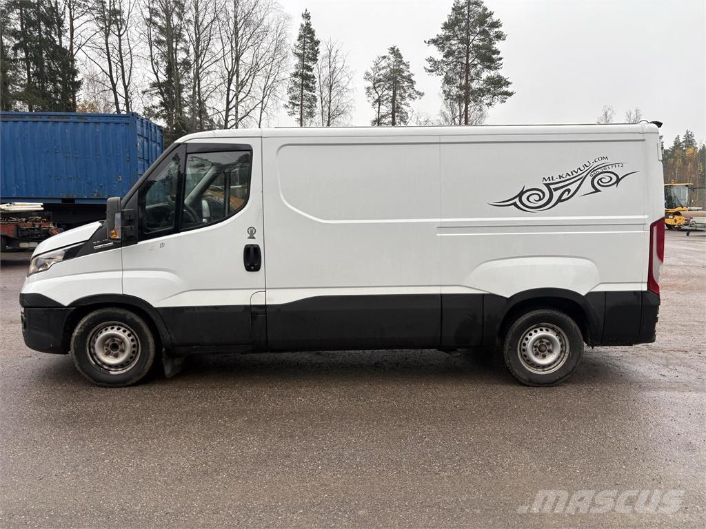 Iveco 35S13 Busy / Vany