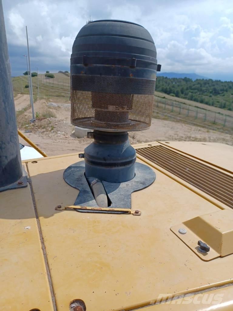 CAT 836 H Kompaktory