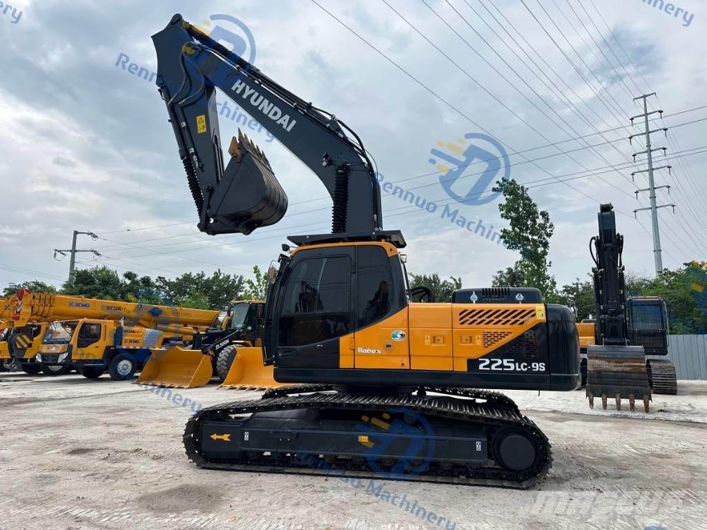 Hyundai 225LC-9S Koparki gąsienicowe