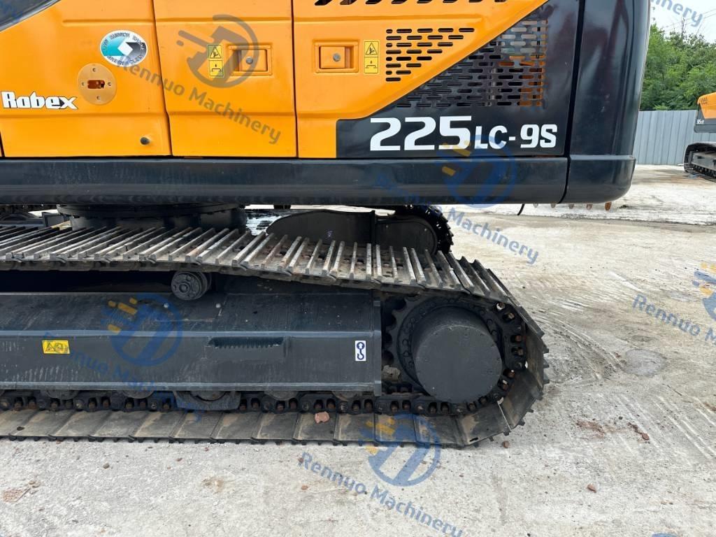 Hyundai 225LC-9S Koparki gąsienicowe