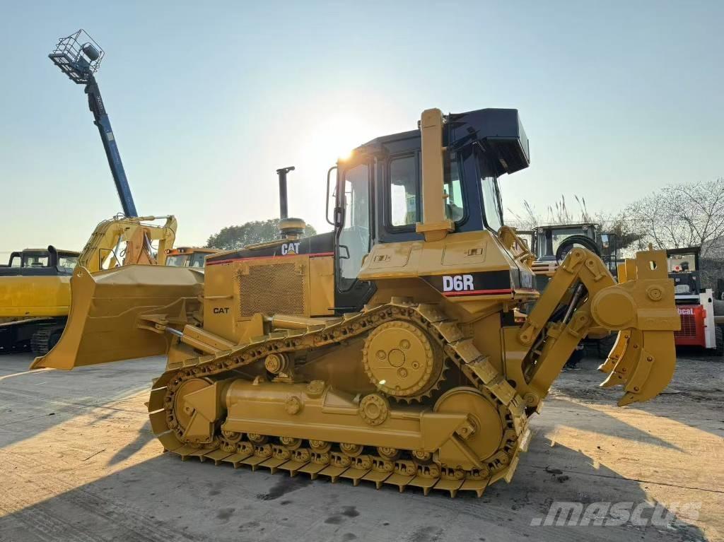 CAT D  6 R Spycharki gąsienicowe