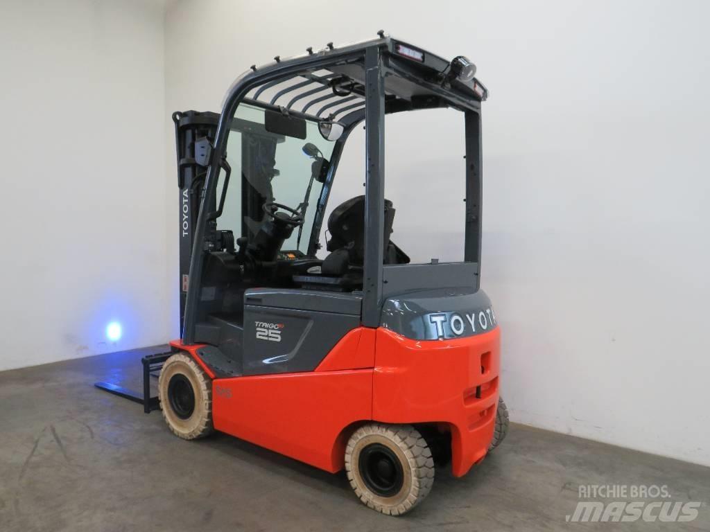 Toyota 8 FBMKT 25 Wózki elektryczne