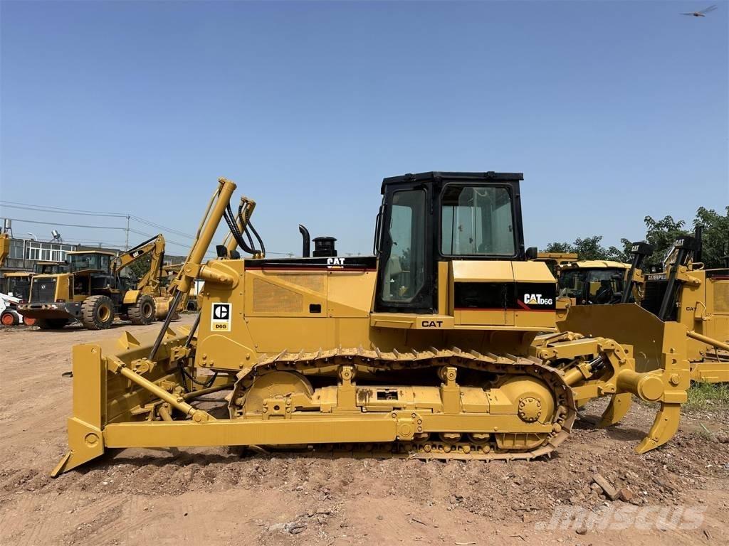 CAT D6G Spycharki gąsienicowe