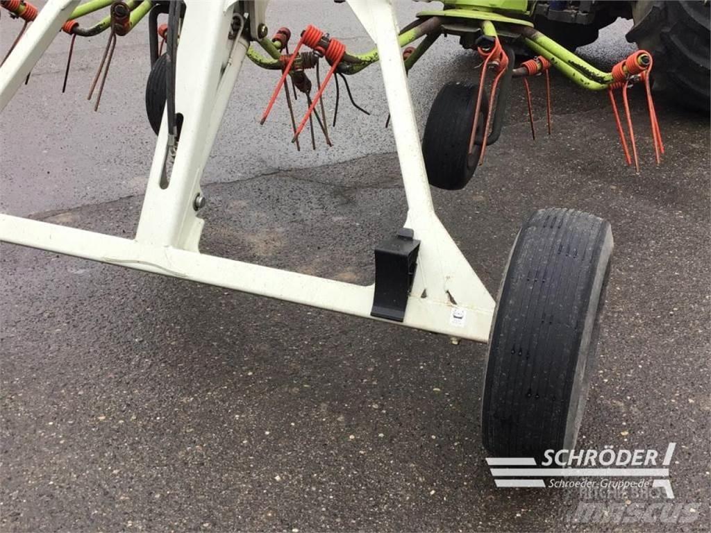 CLAAS VOLTO 800 T Zgrabiarki i przetrząsacze