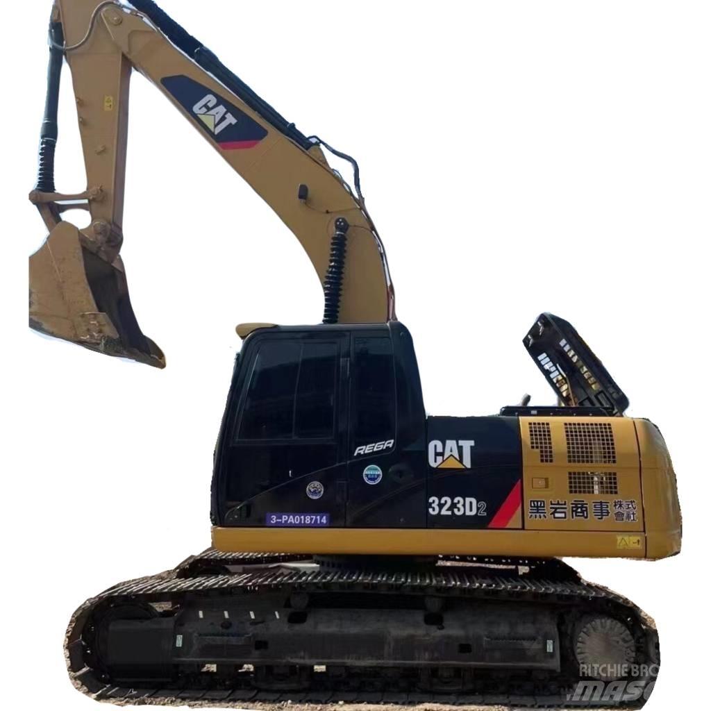 CAT 323 D Koparki gąsienicowe