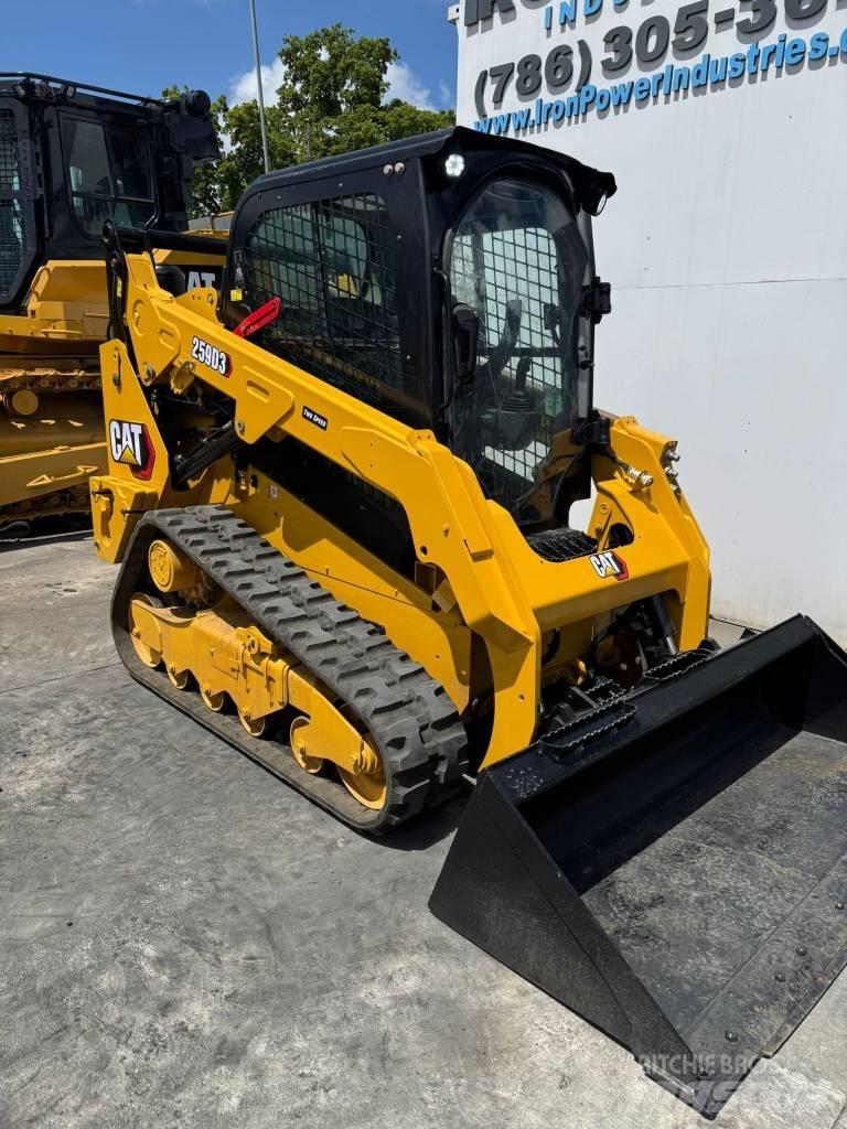 CAT 259D3 Ładowarki burtowe