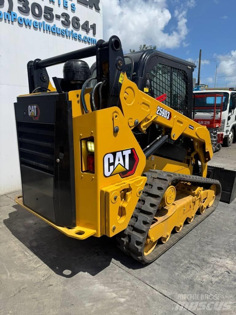 CAT 259D3 Ładowarki burtowe