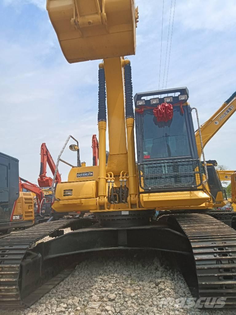 Komatsu PC 240 Koparki gąsienicowe