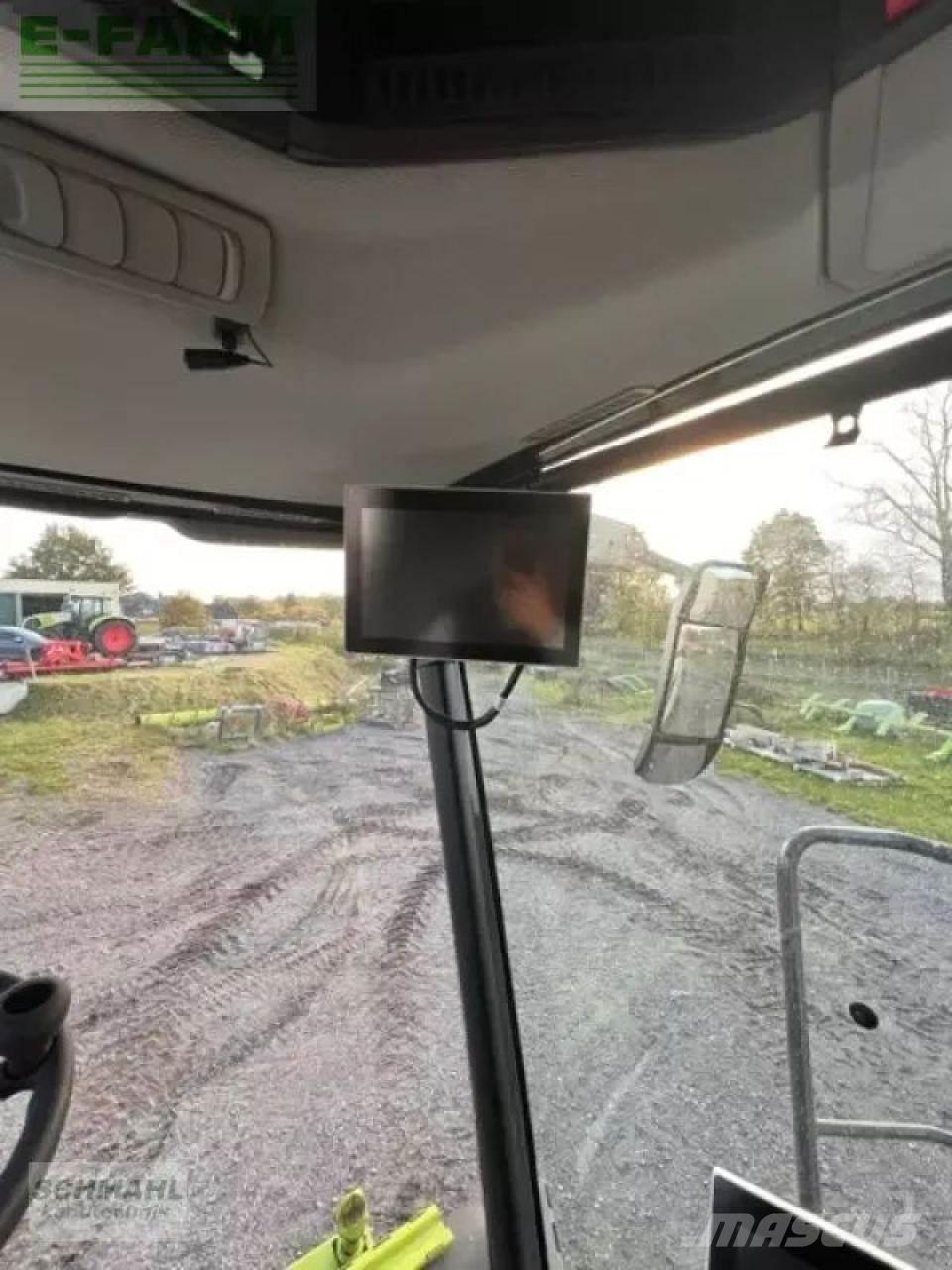 CLAAS trion 730tt Kombajny zbożowe