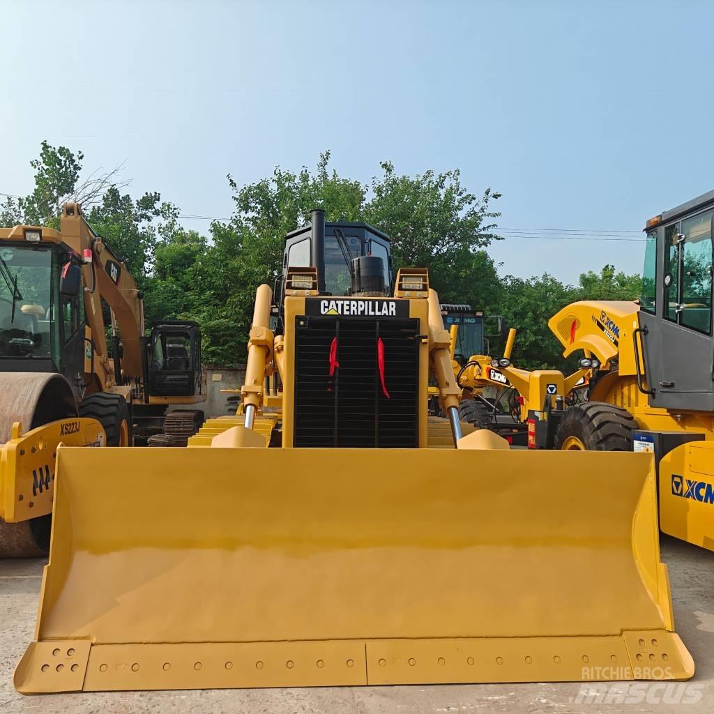 CAT D 7 G Równiarki