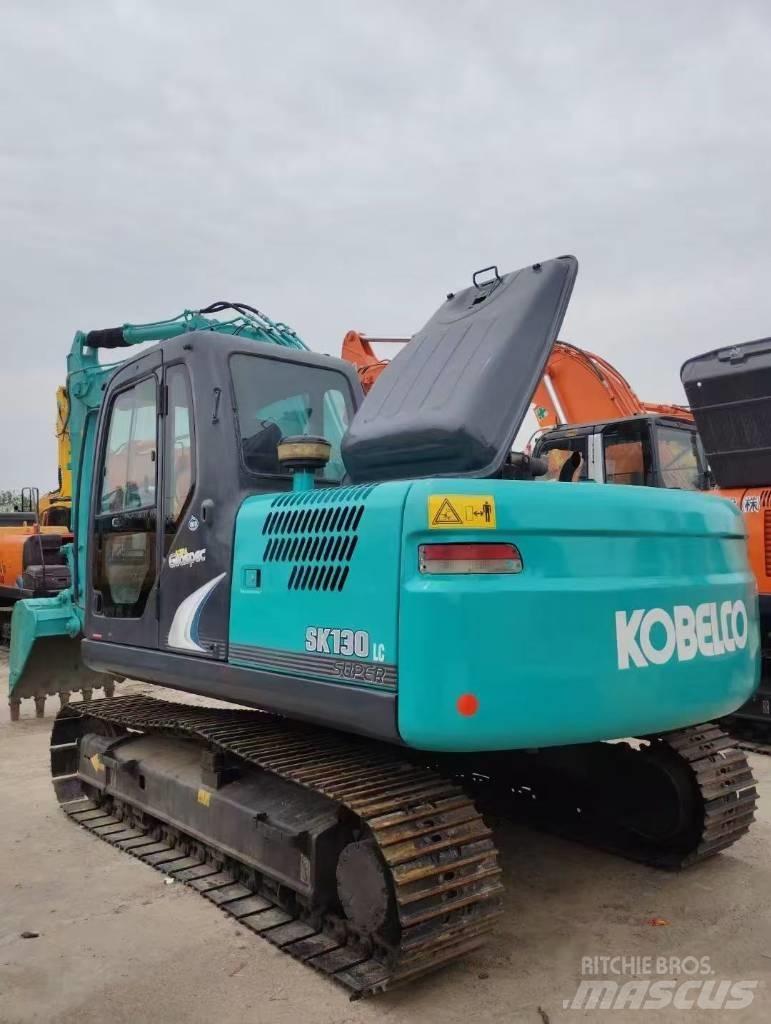 Kobelco 130 Koparki gąsienicowe