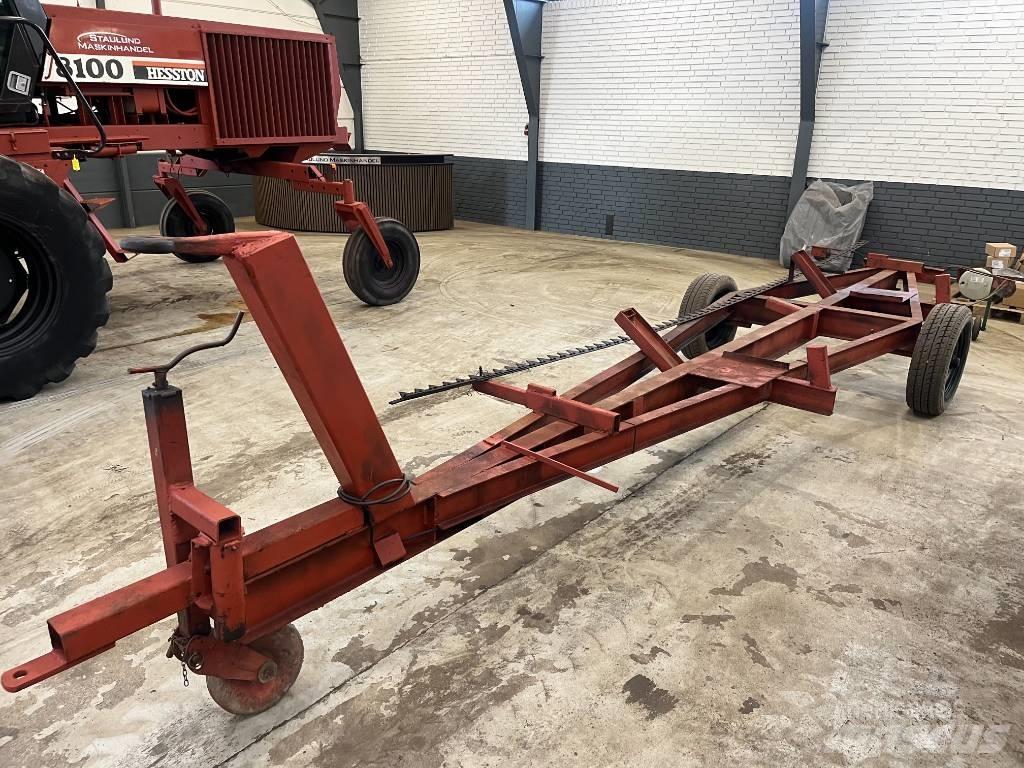 Hesston 8100 Pokosówki
