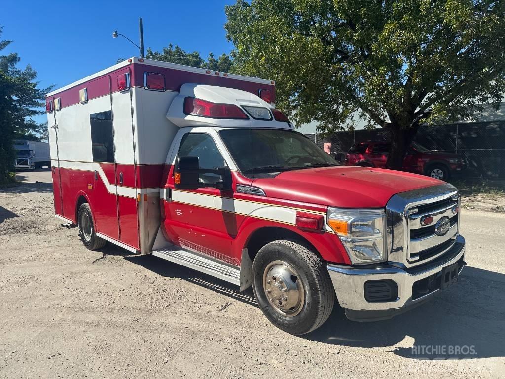 Ford F 350 Ambulanse