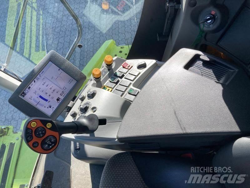 CLAAS LEXION 650 Kombajny zbożowe