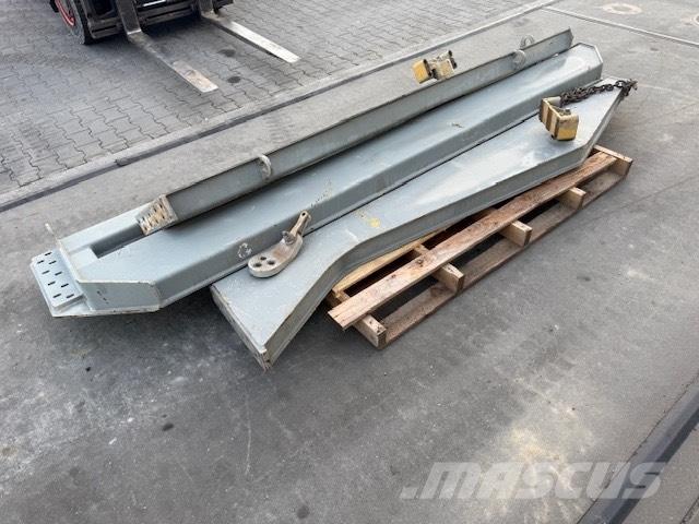 CAT 740 TAILGATE Wozidła przegubowe