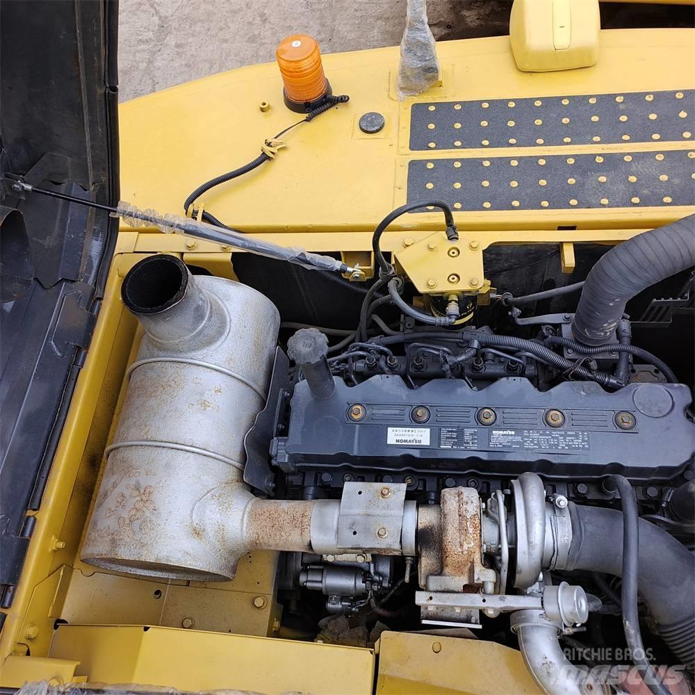 Komatsu PC 220-8 Koparki gąsienicowe
