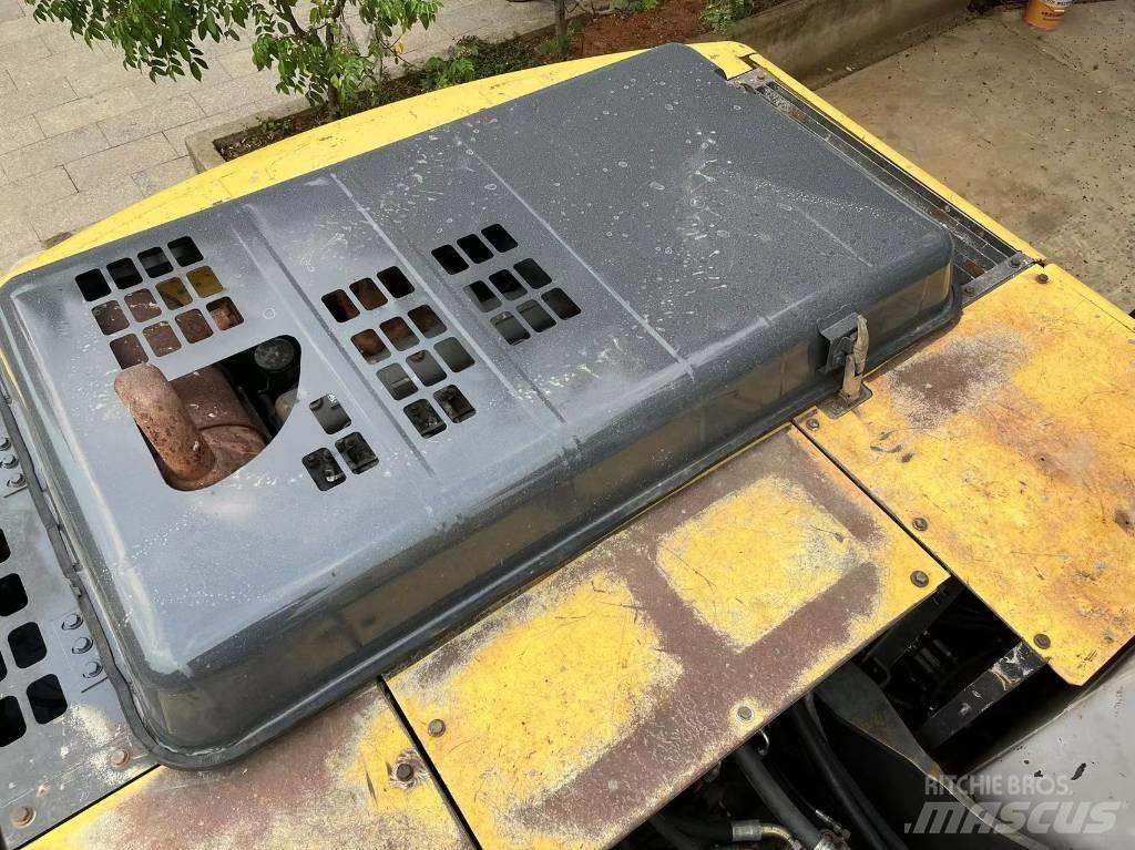 Sumitomo SH200Z3 Koparki gąsienicowe
