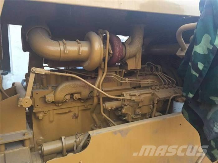 CAT D 6 D Spycharki gąsienicowe