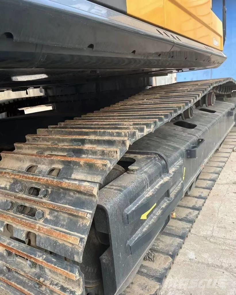 Hyundai 305LC Koparki gąsienicowe