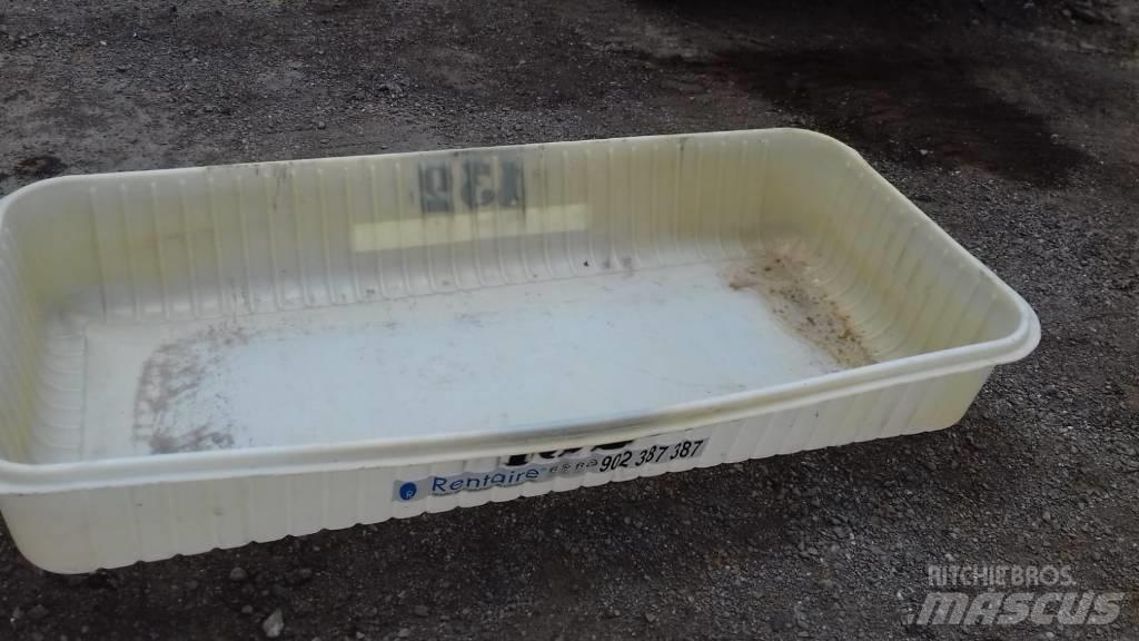  BANDEJA GASOIL Maszyny budowlane - Inne