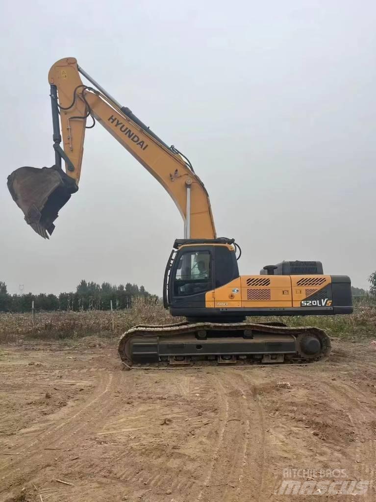 Hyundai Robex 520 VS Koparki gąsienicowe