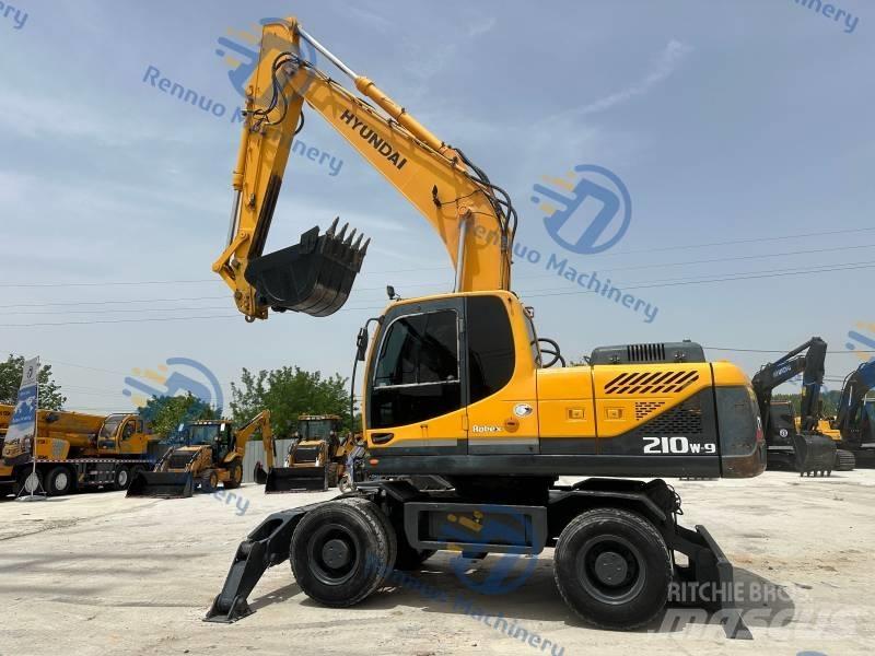 Hyundai R210W-9 Koparki kołowe