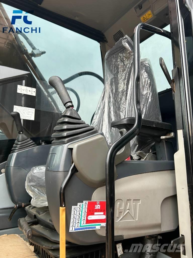 CAT 320d2 Koparki gąsienicowe