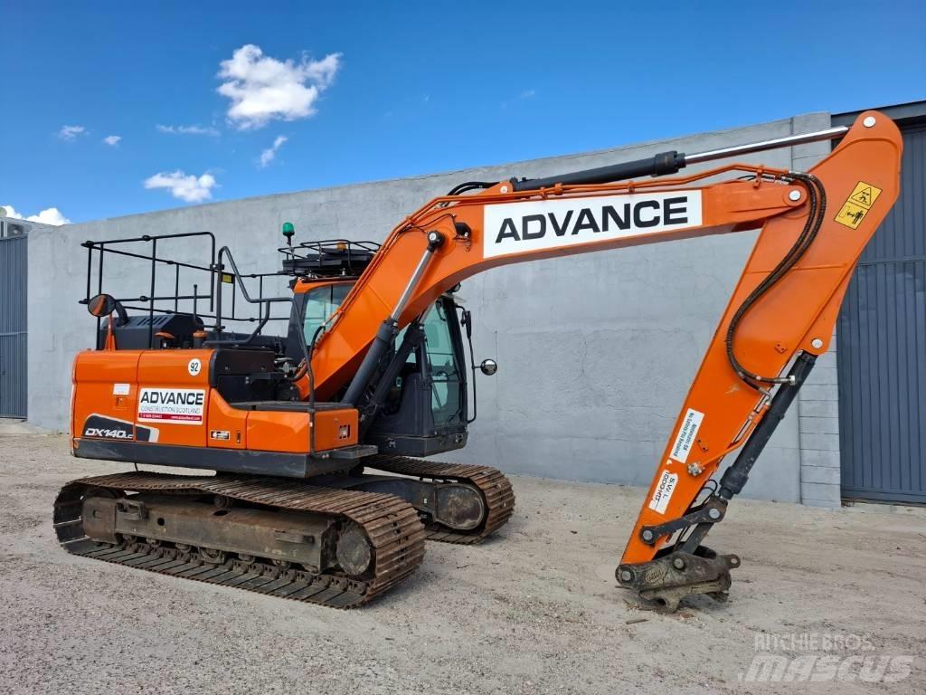 Doosan DX 140LC-5 Koparki gąsienicowe