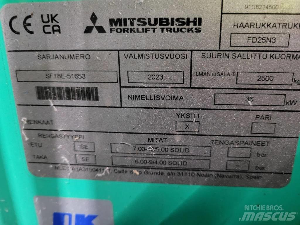 Mitsubishi FD25N3 Wózki Diesla