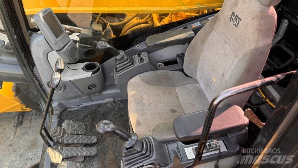 CAT 385CL Longreach Koparki z długim ramieniem