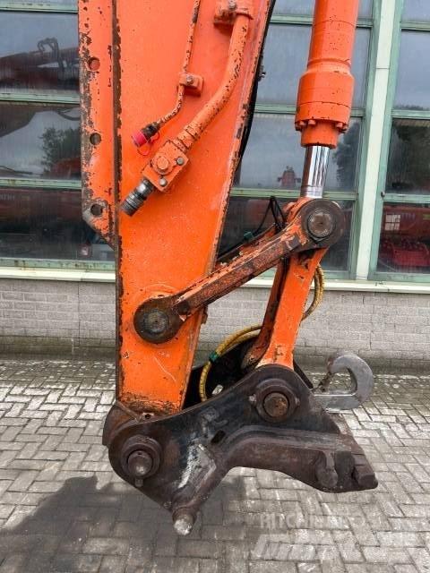 Hitachi ZX 210 LC-3 Koparki gąsienicowe
