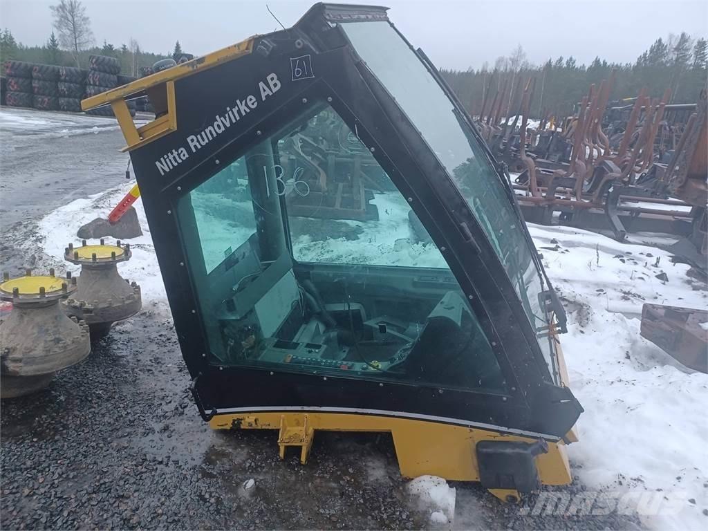 Eco Log 590d Kabiny i wnętrze